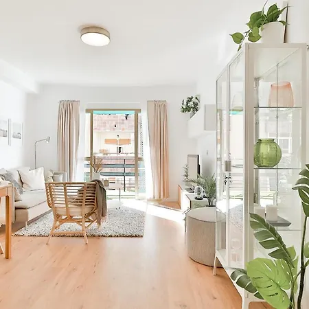 C24 Fantastic 4 Bedroom With Terrace