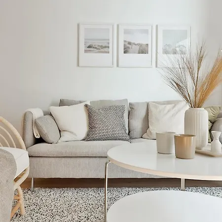 C24 Fantastic 4 Bedroom With Terrace Apartment